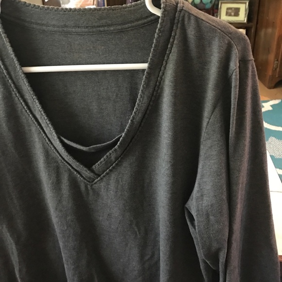 Cold water creek gray top, size xlarge - Picture 2 of 4